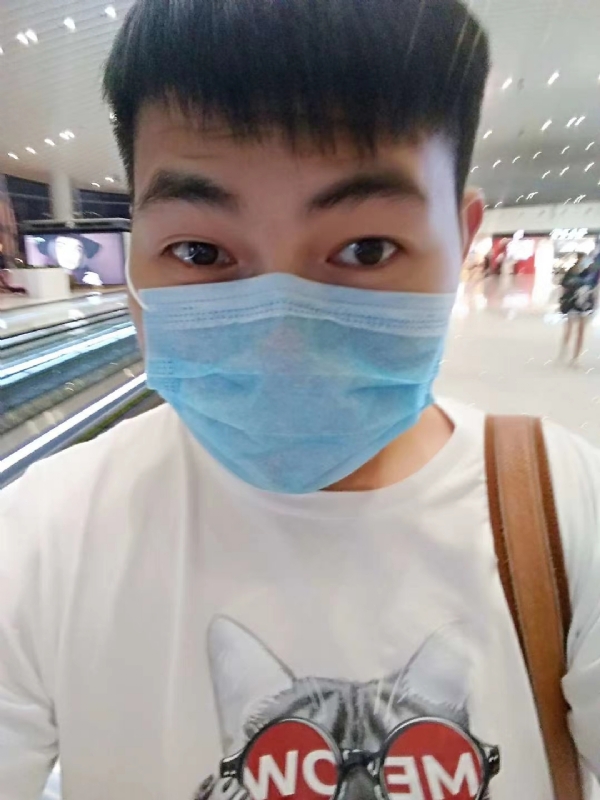 咔咔一顿的第一张照片--张家界认干亲服务网